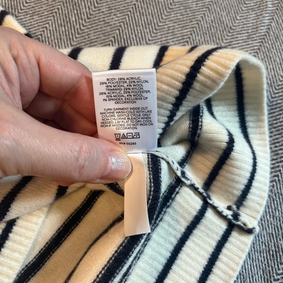 Express Striped Paris Sweater XL - Picture 8 of 12